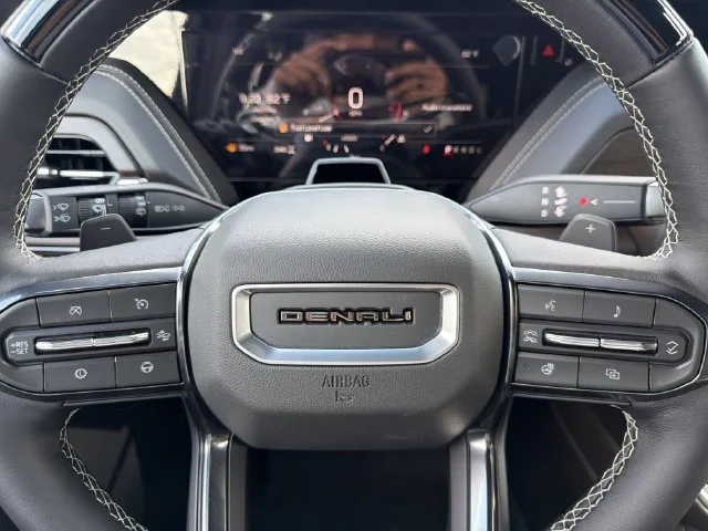 New 2027 Glacier White Tricoat GMC Denali Ultimate image 33
