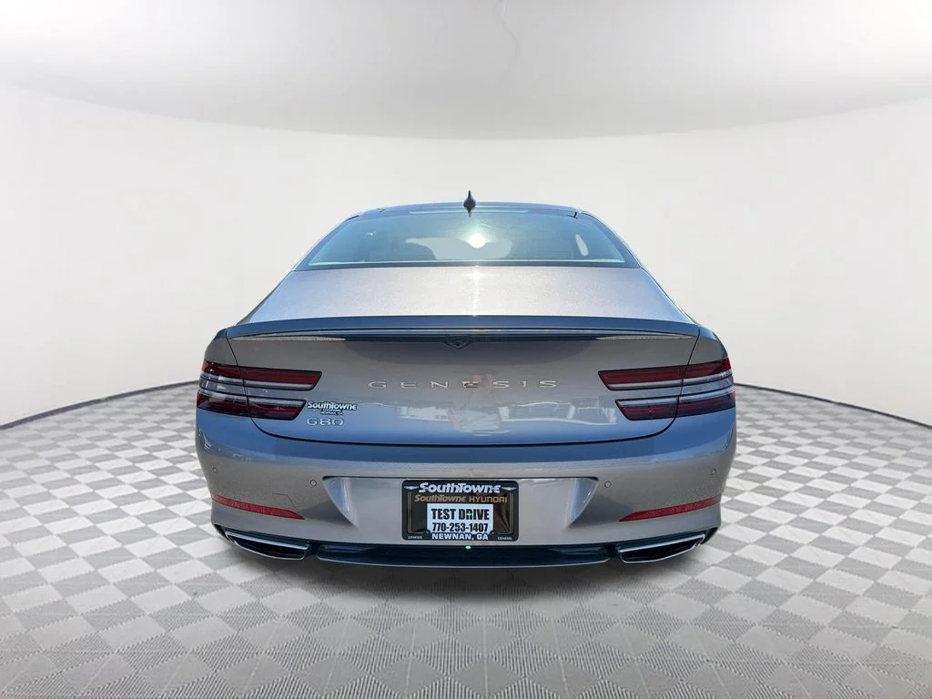 Used 2023 Silver Genesis 2.5T image 6