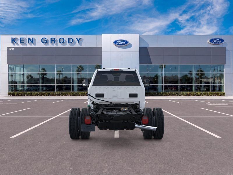 2025 Ford F-550 Super Duty Chassis Cab XL - Photo 21