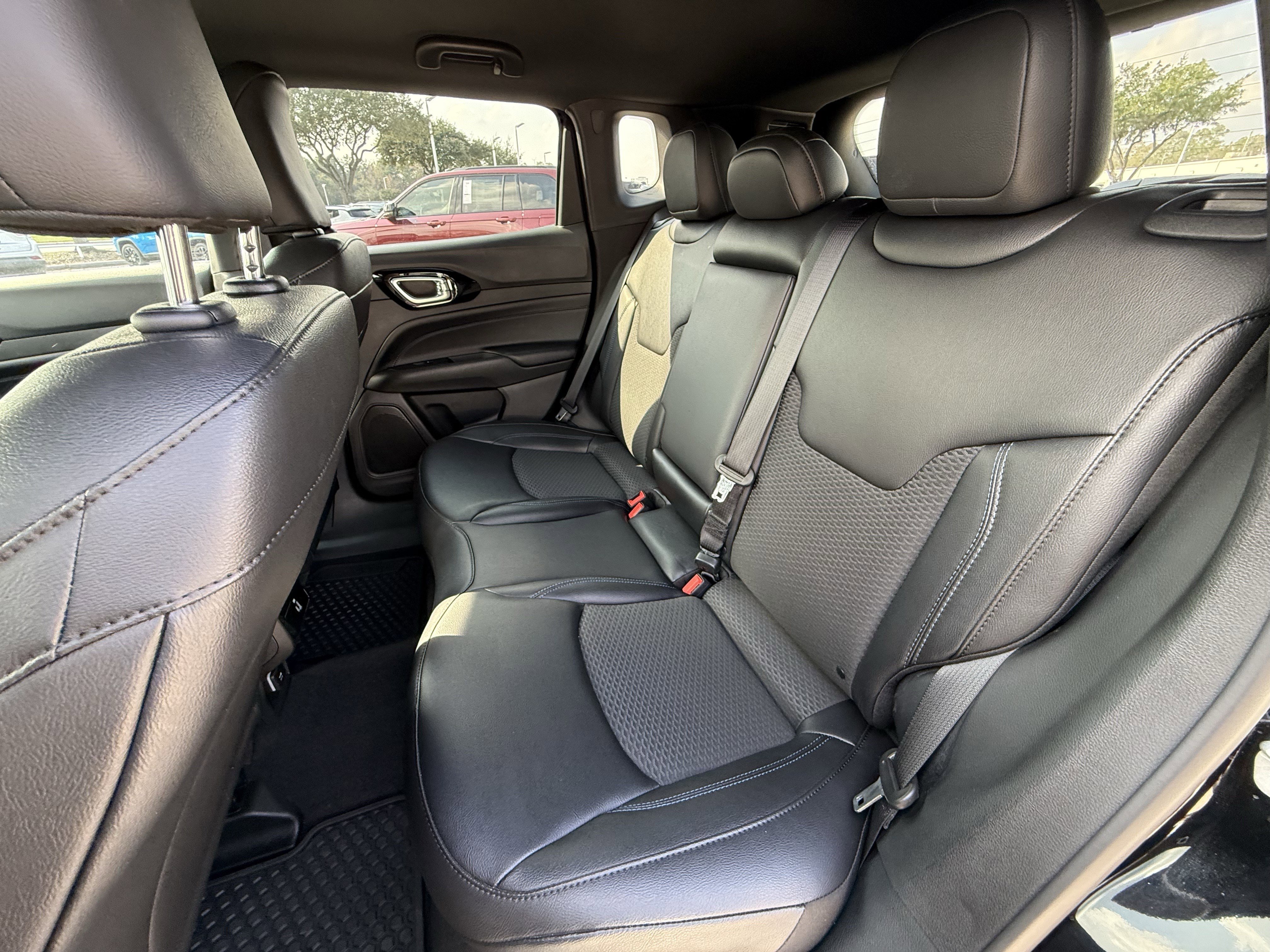 2026 Jeep Compass Altitude Special Edition - Photo 15