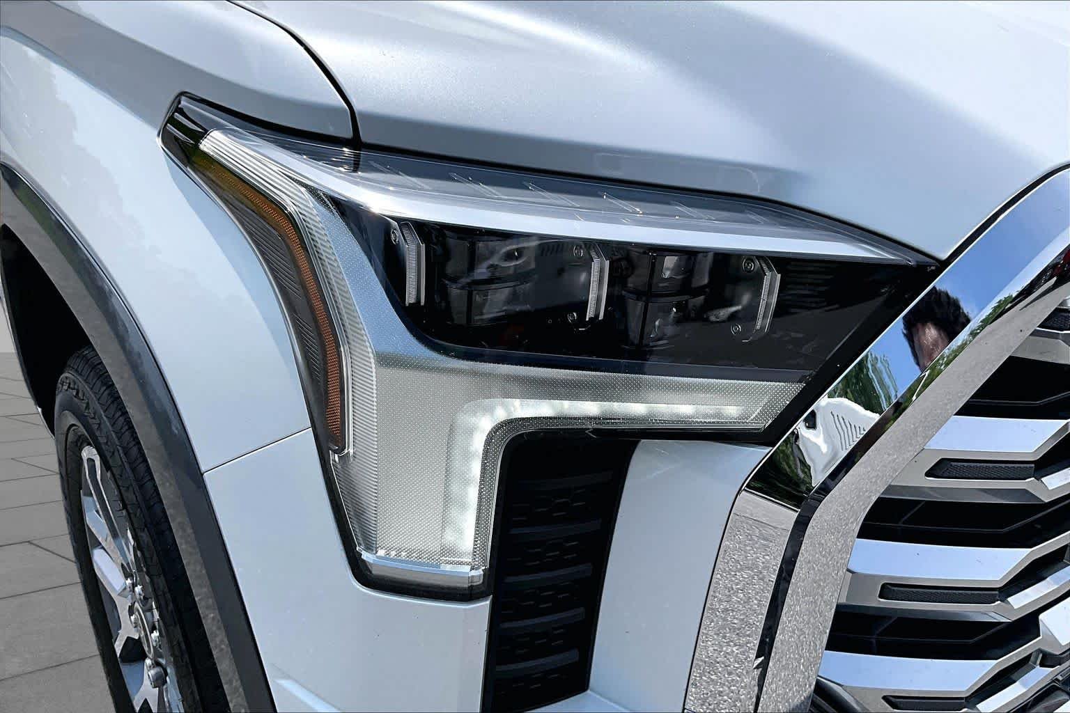 Used 2023 Wind Chill Pearl Toyota 1794 Edition Hybrid image 28