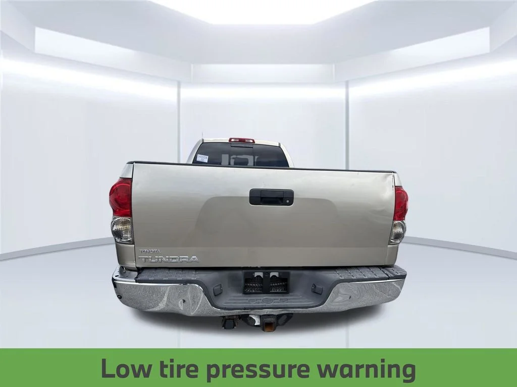 Used 2007 Beige Toyota SR5 image 6