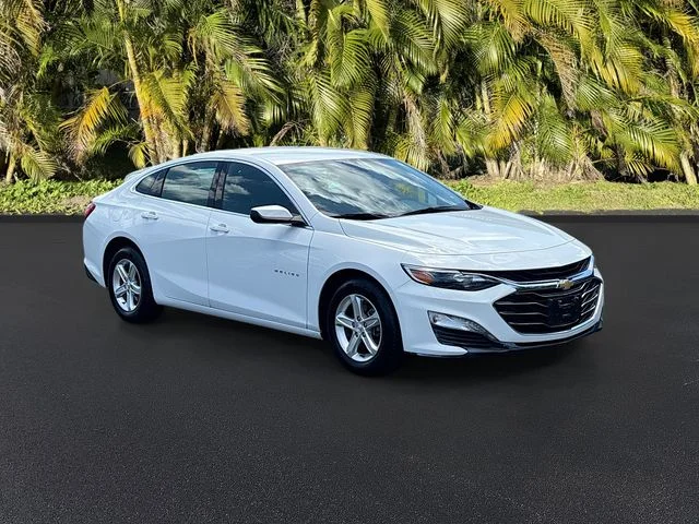 Used 2024 White Chevrolet LT image 2