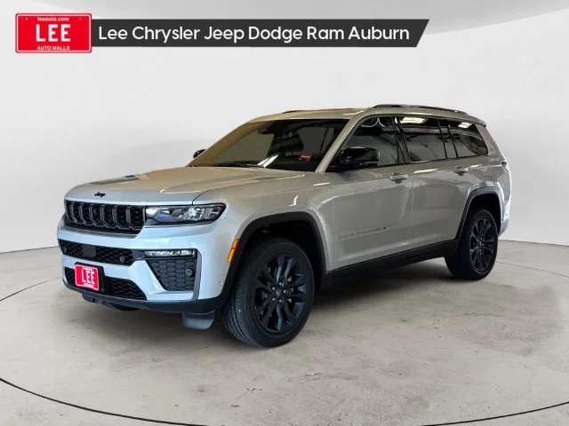 New 2026 Silver Jeep  image 1