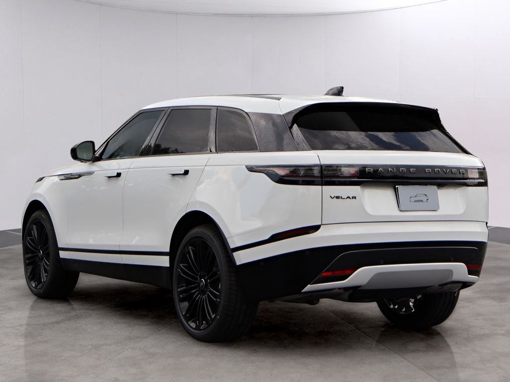 New 2026 Fuji White Land Rover  image 5