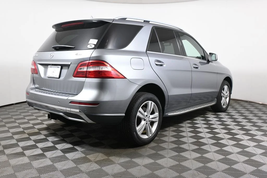Used 2013 Gray Mercedes-Benz ML 350 image 7