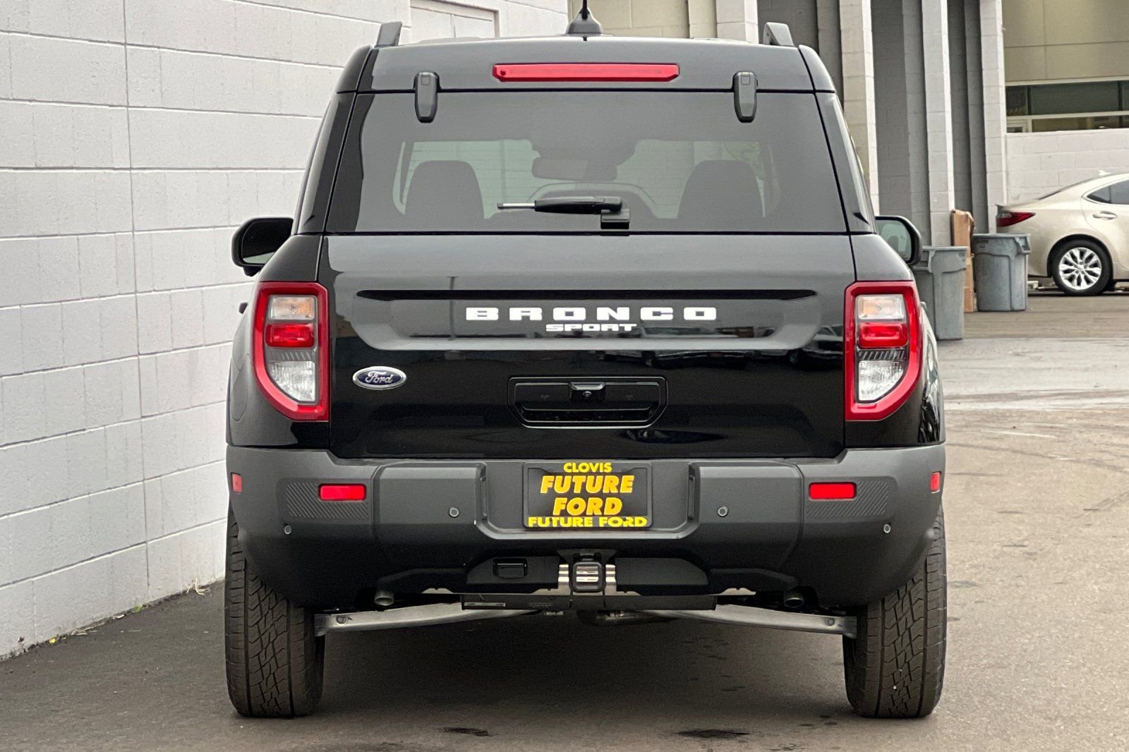 New 2025 Shadow Black Ford Badlands® image 4