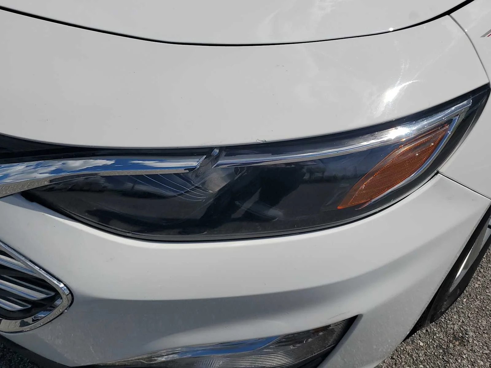 Used 2024 Summit White Chevrolet FL image 12
