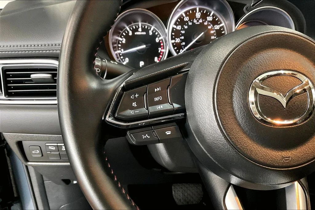 Used 2025 Gray Mazda 2.5 S Carbon Edition image 17