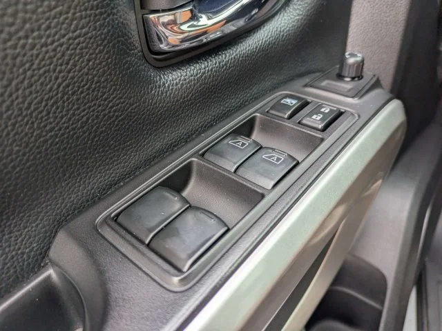 Used 2017 Silver Nissan SV image 21
