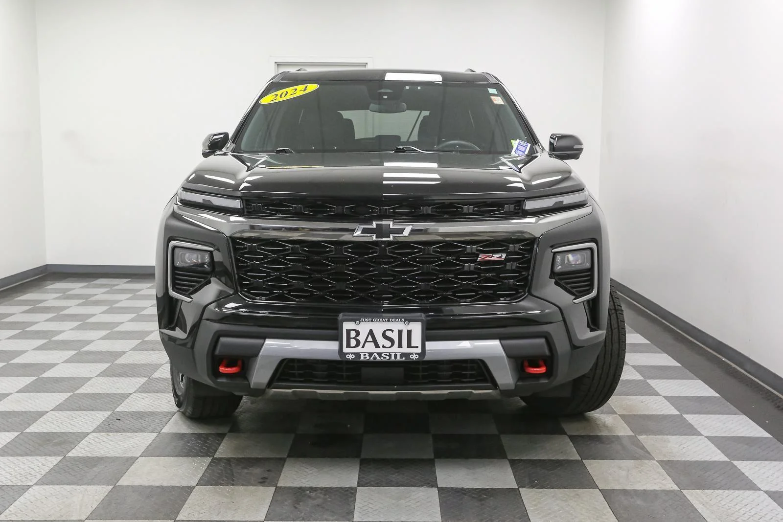 Used 2024 Mosaic Black Metallic Chevrolet AWD Z71 image 3