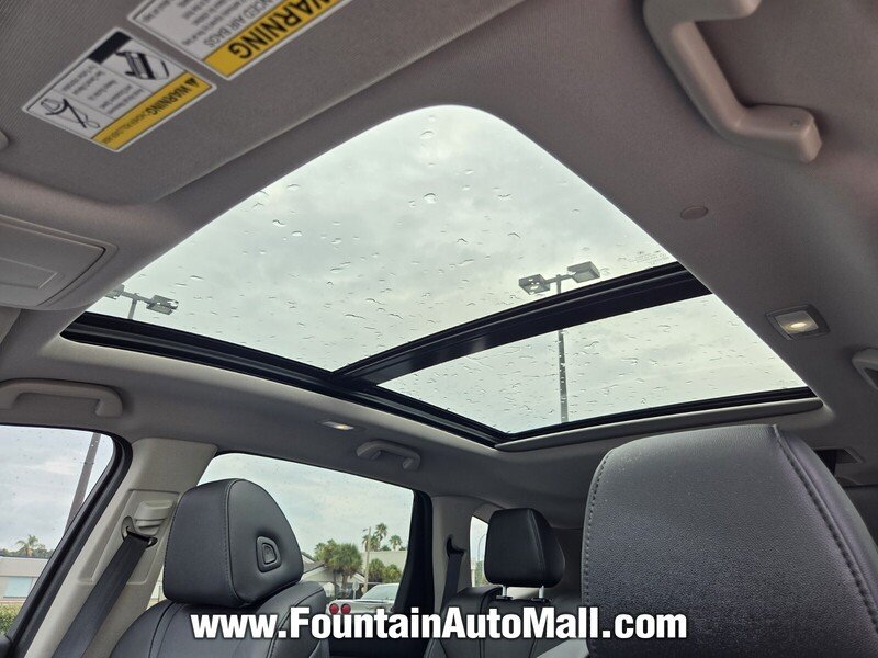 Used 2024 Liquid Carbon Metallic Acura SH-AWD image 18