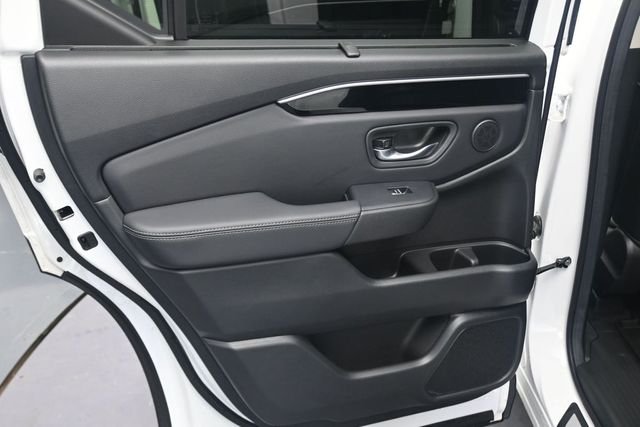 2025 Honda Pilot EX-L - Photo 15