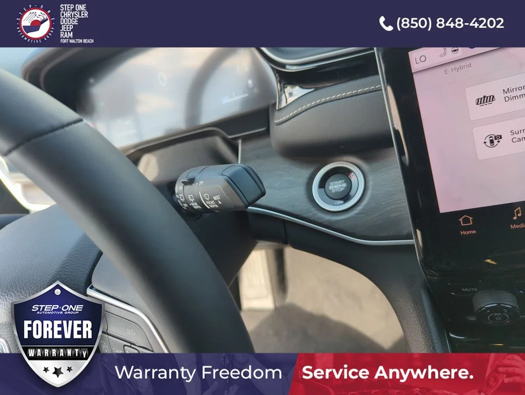 Used 2022 Silver Jeep 4xe image 23