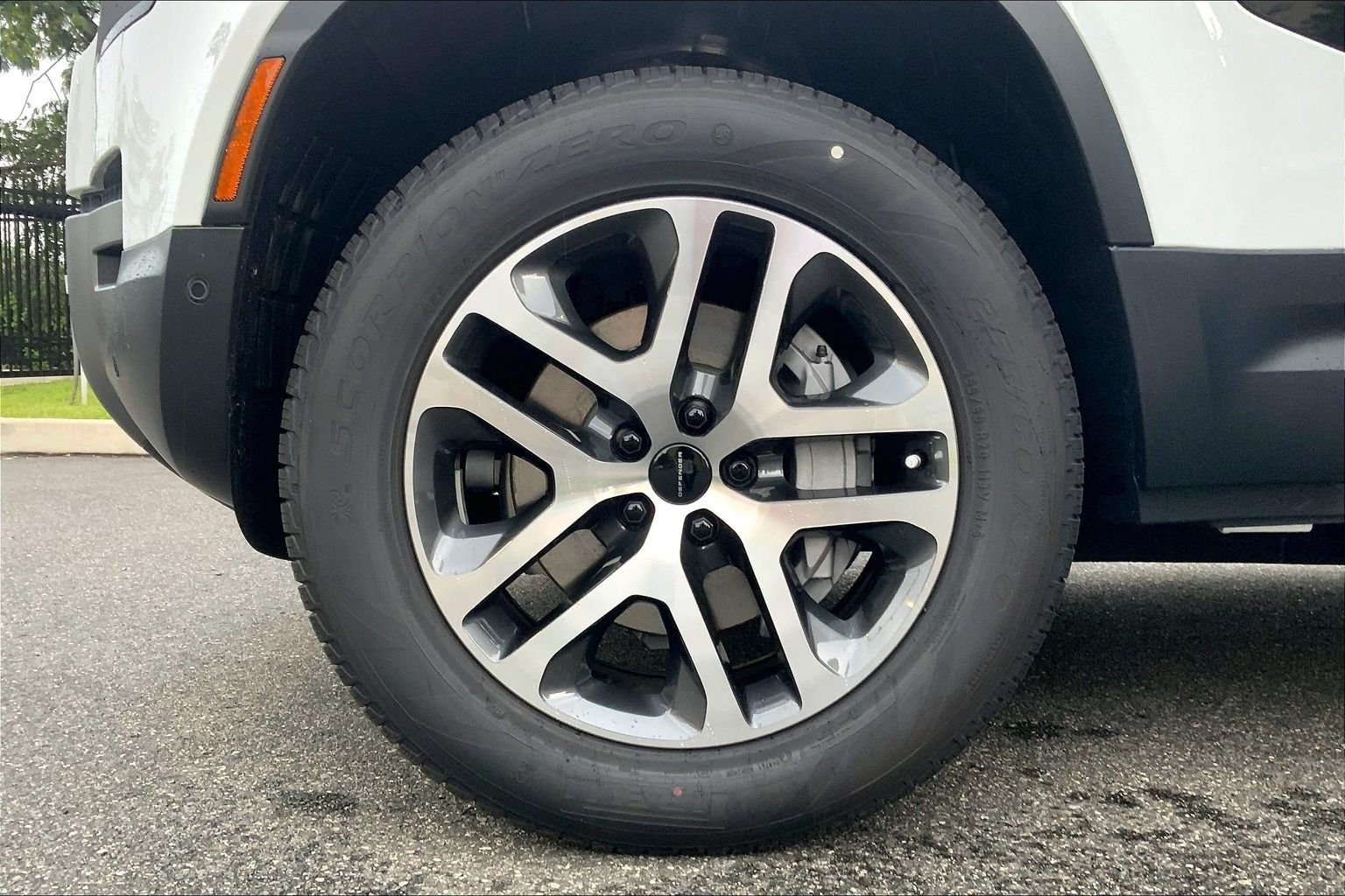New 2026 Fuji White Land Rover S image 11