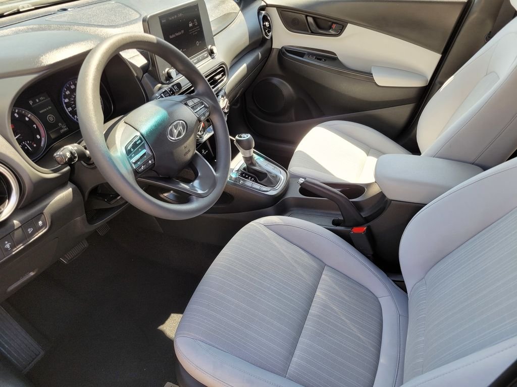 Used 2023 Black Hyundai SEL image 12