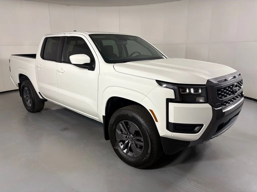 New 2026 Glacier White Nissan Crew Cab SV image 2