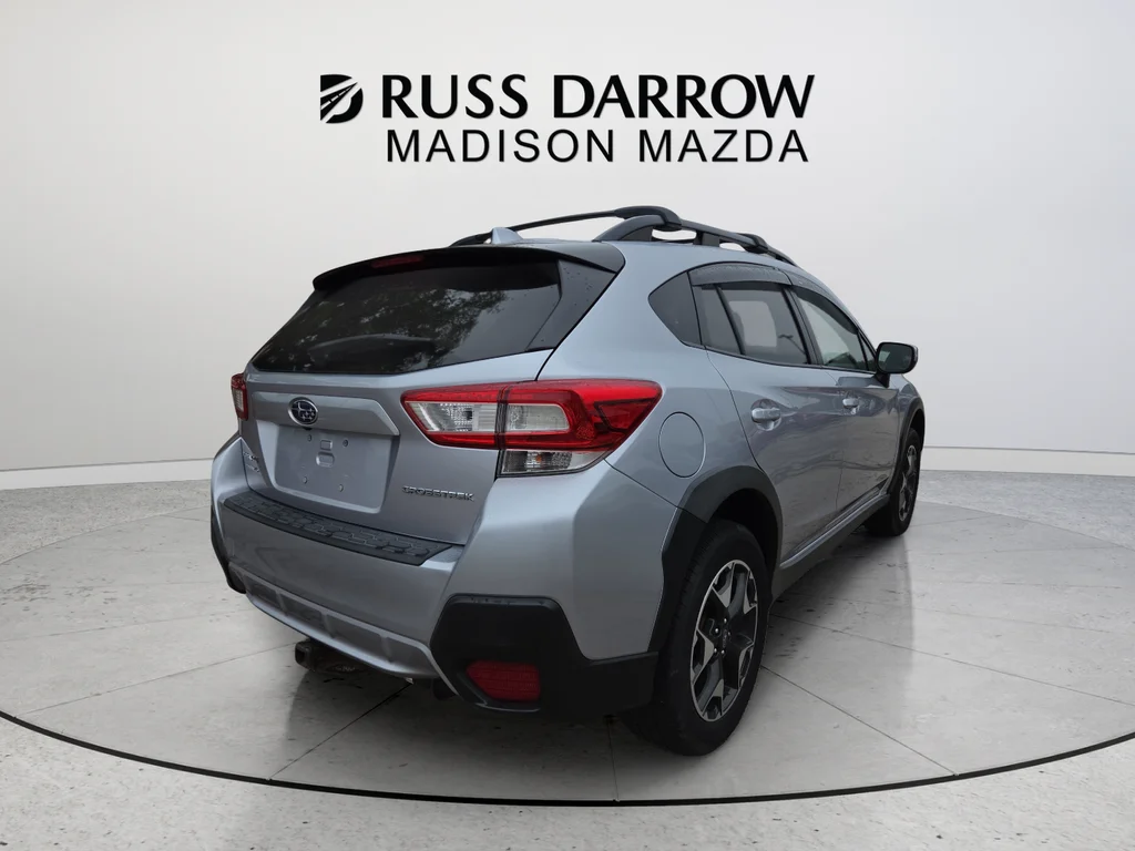 Used 2019 Silver Subaru 2.0i Premium image 5