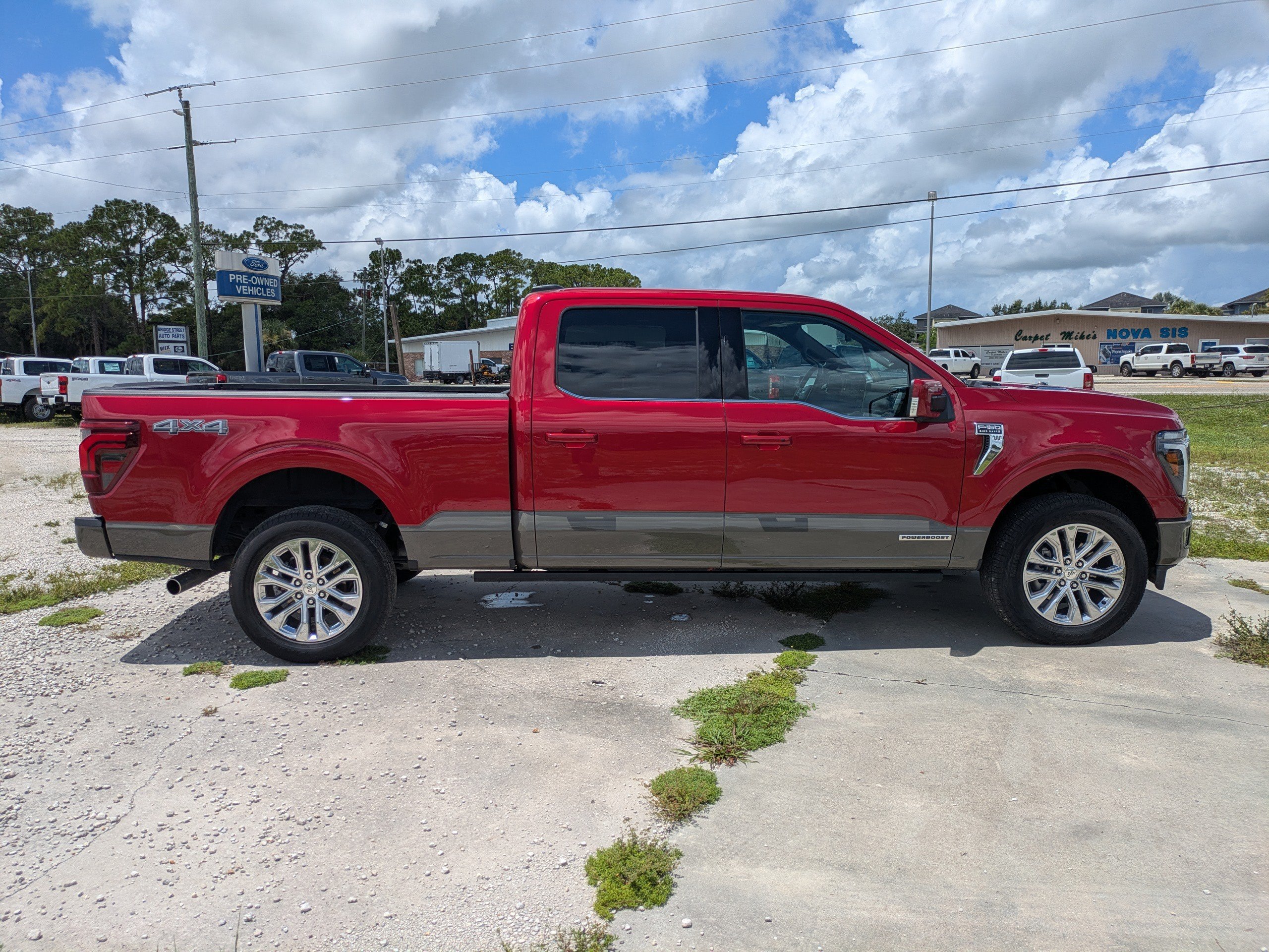 Used 2025  Ford King Ranch image 3