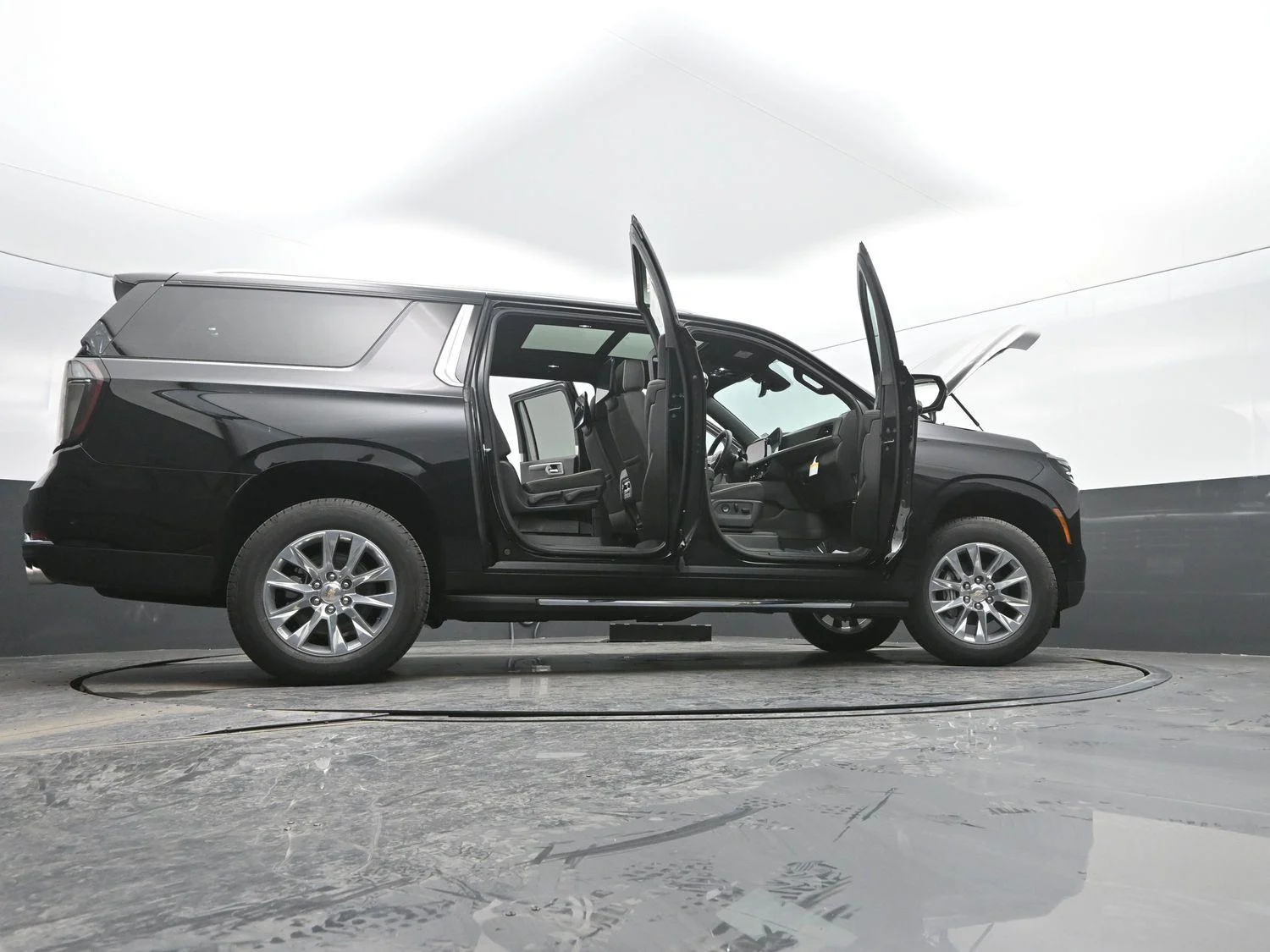2026 Chevrolet Suburban Premier - Photo 59