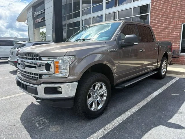 Used 2018 Gray Ford XLT image 1