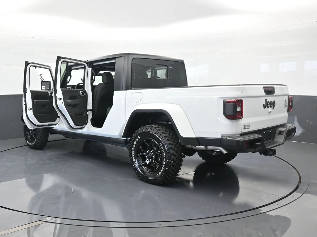 2024 Jeep Gladiator Willys - Photo 79