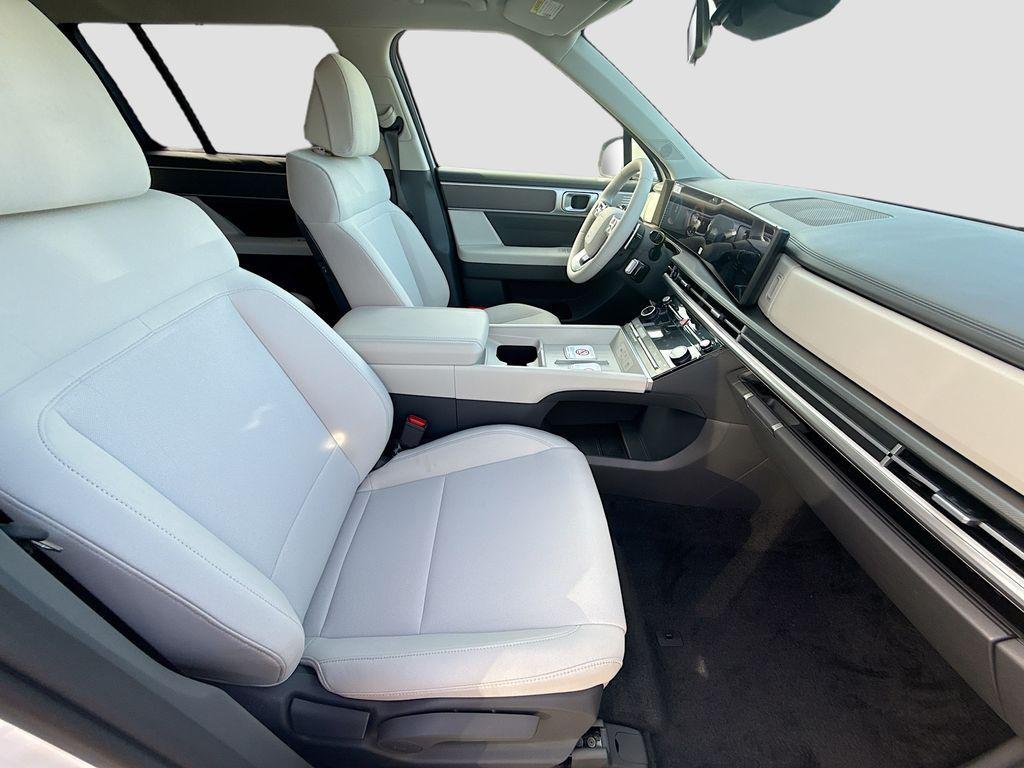 New 2026 Serenity White Hyundai SE image 20
