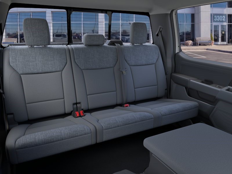New 2026 Oxford White Ford XLT image 11