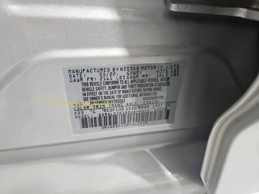 Used 2022 Silver Nissan SV image 29