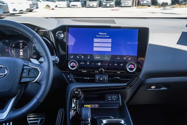 2026 Lexus NX 350h F-Sport - Photo 17