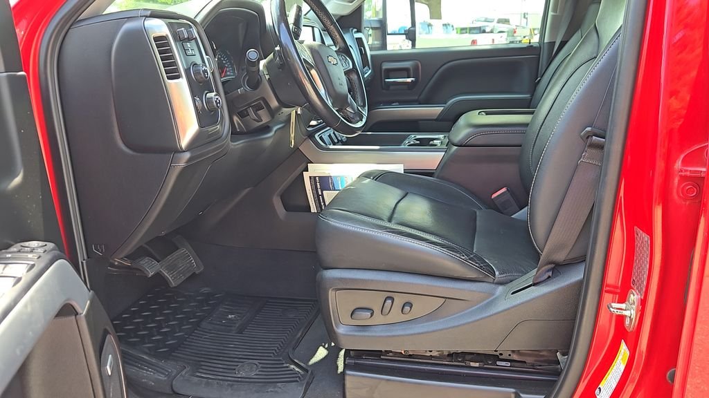 Used 2019 Red Chevrolet LTZ image 6