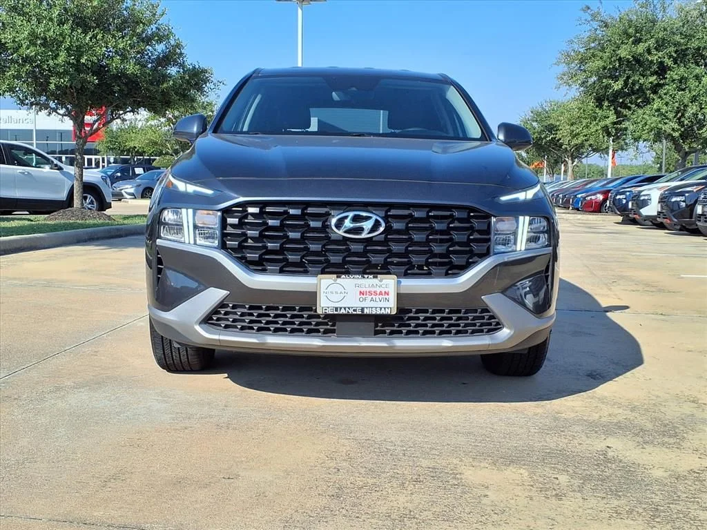 Used 2023 Gray Hyundai SE image 20