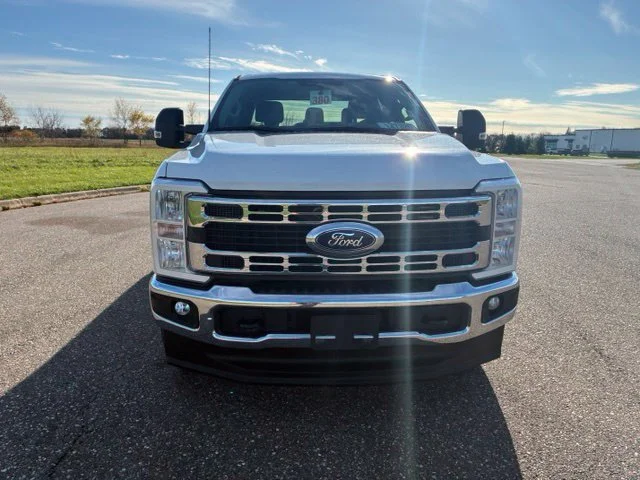 Used 2025 White Ford XLT image 3