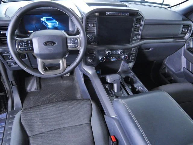 Used 2024 Black Ford XLT image 4