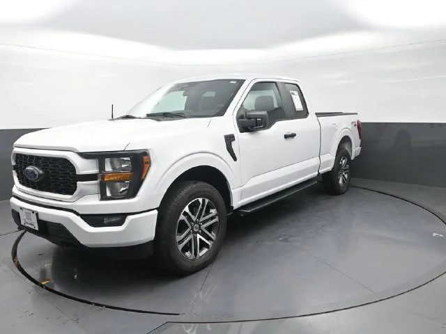 Used 2023 White Ford XL image 6