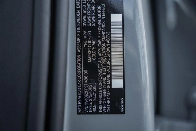 New 2026 Vapour Grey Volvo B6 Ultra image 40