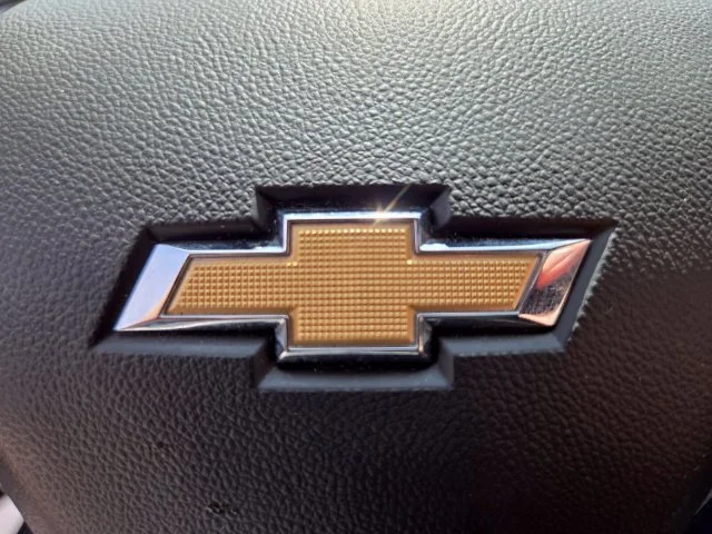 Used 2024 Sterling Gray Metallic Chevrolet 2LT image 34