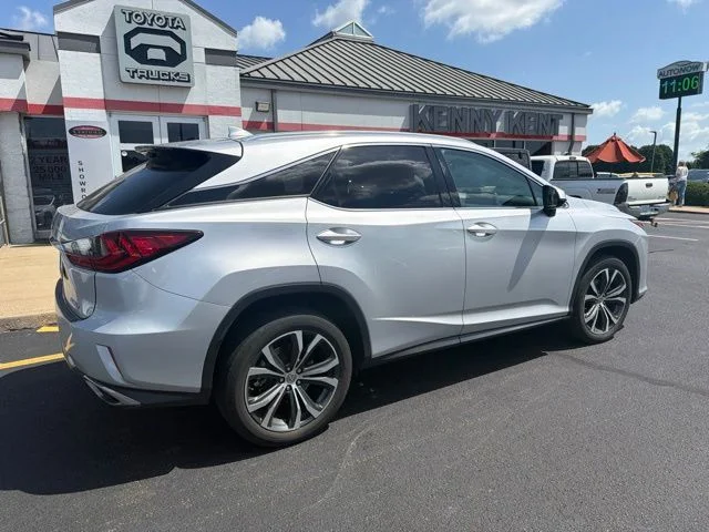 Used 2016 Silver Lining Metallic Lexus 350 image 14