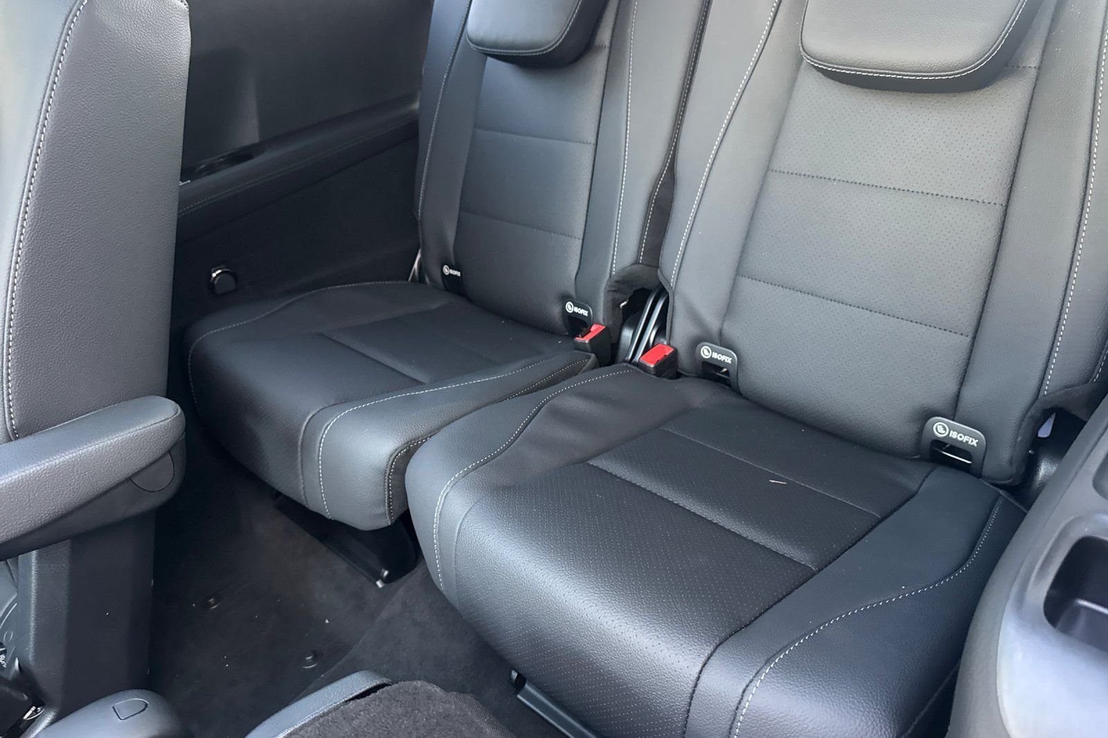 New 2026 Polar White Mercedes-Benz GLS 450 image 37