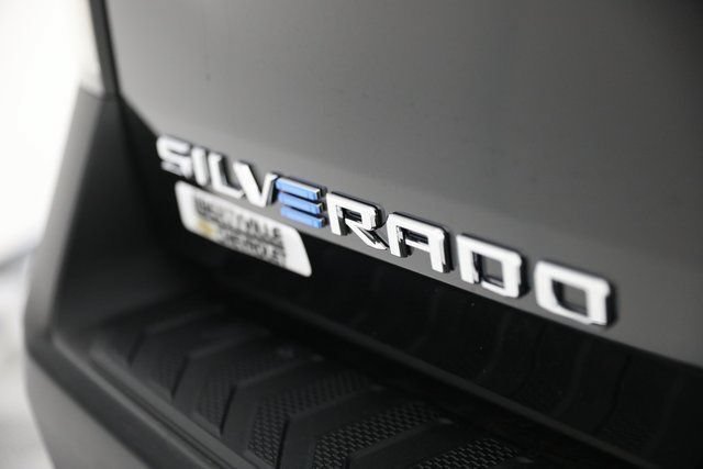 New 2026 Black Chevrolet LT - Max Range image 34