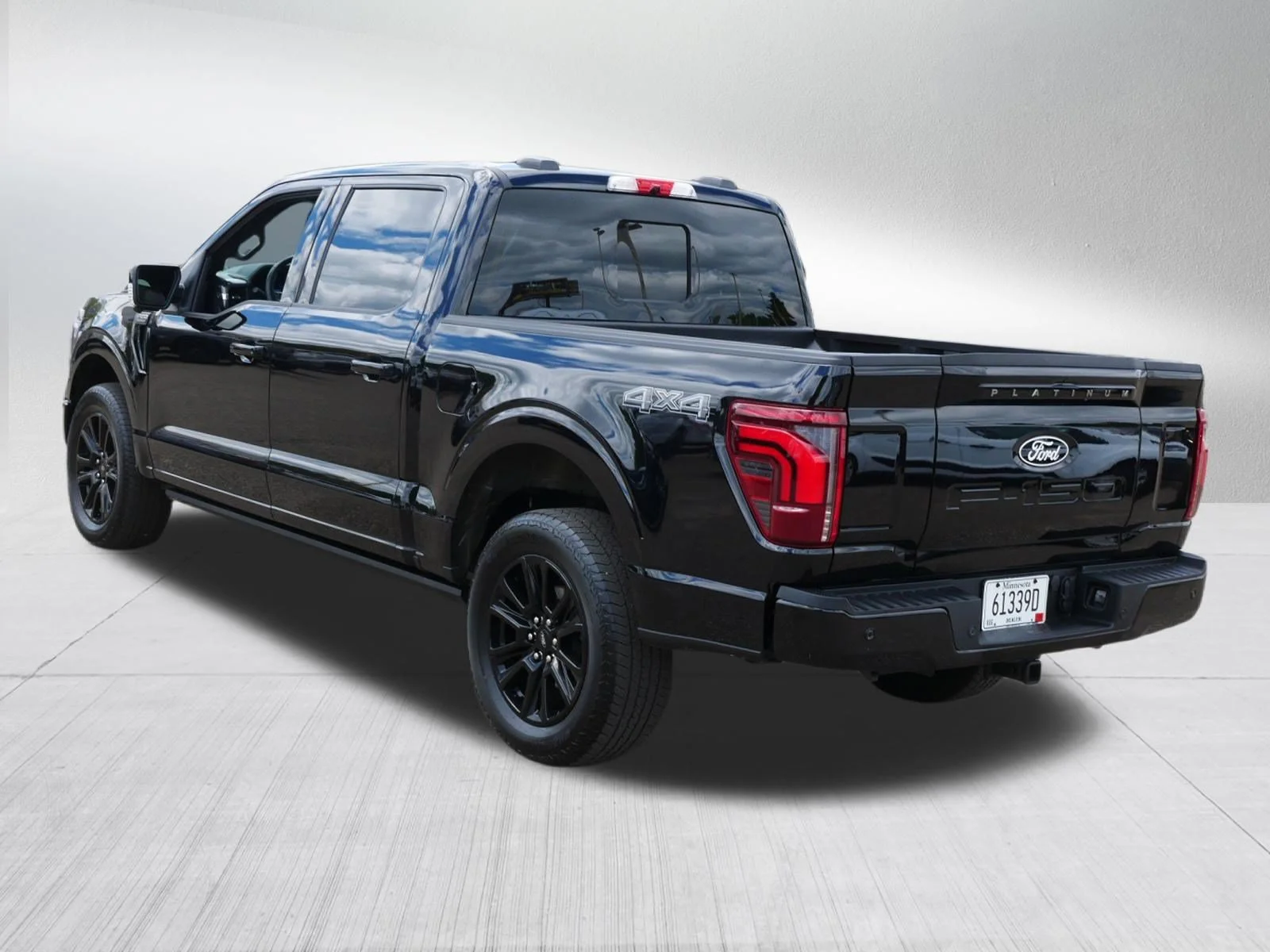 Used 2025 Agate Black Metallic Ford Platinum image 5