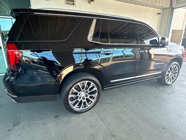 Used 2025 Onyx Black GMC Denali image 4
