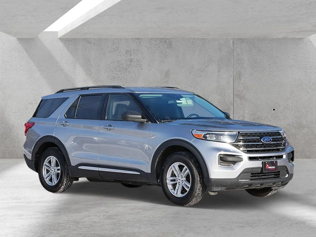 2021 Ford Explorer XLT 4WD's photo