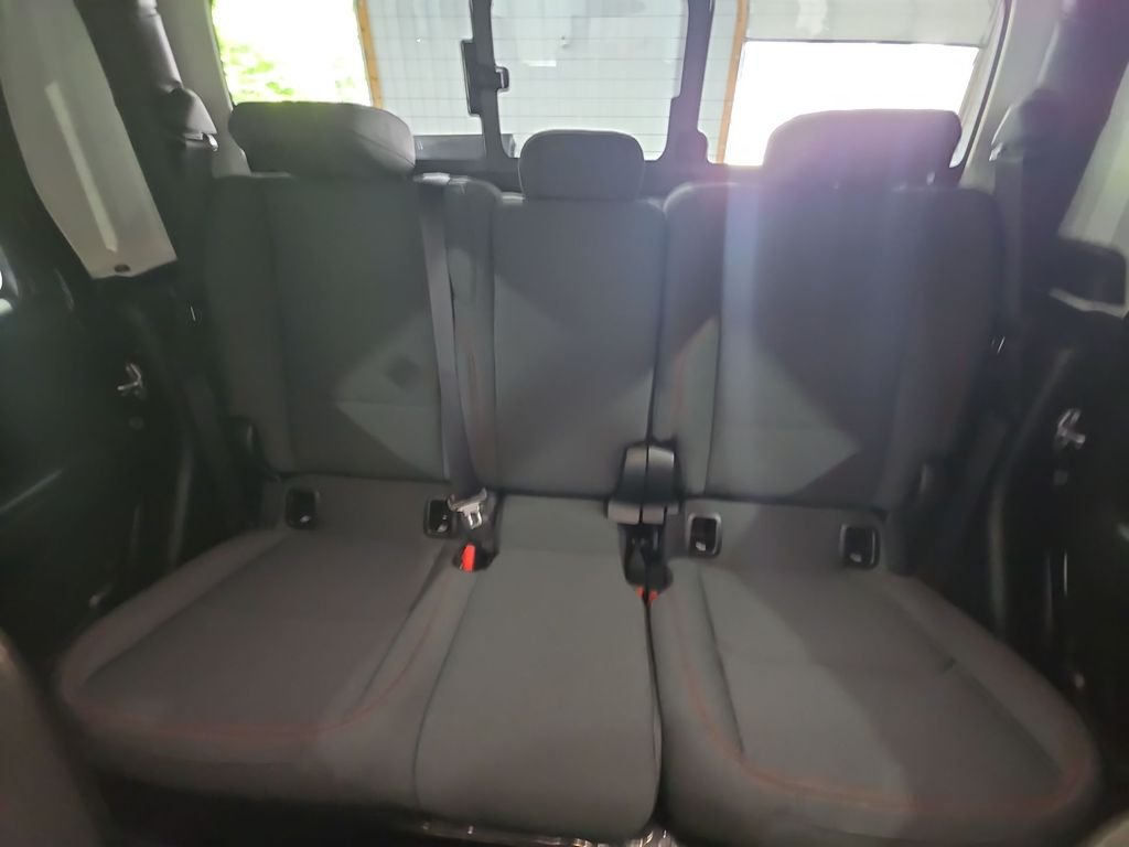 Used 2025 Black Jeep Rubicon image 27