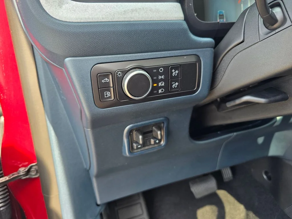 Used 2026 Red Ford XLT image 17