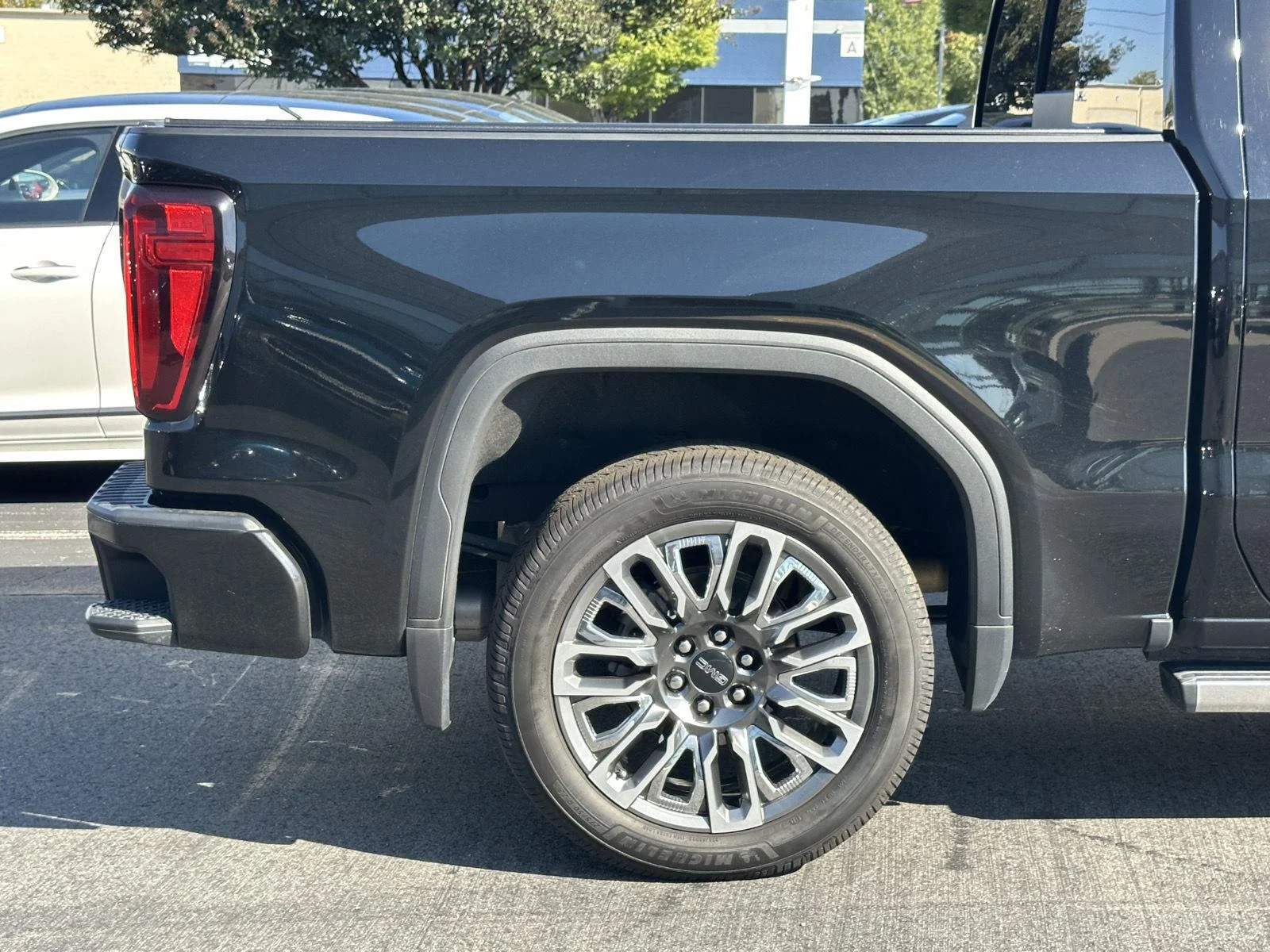 Used 2023 Onyx Black GMC Denali Ultimate image 55