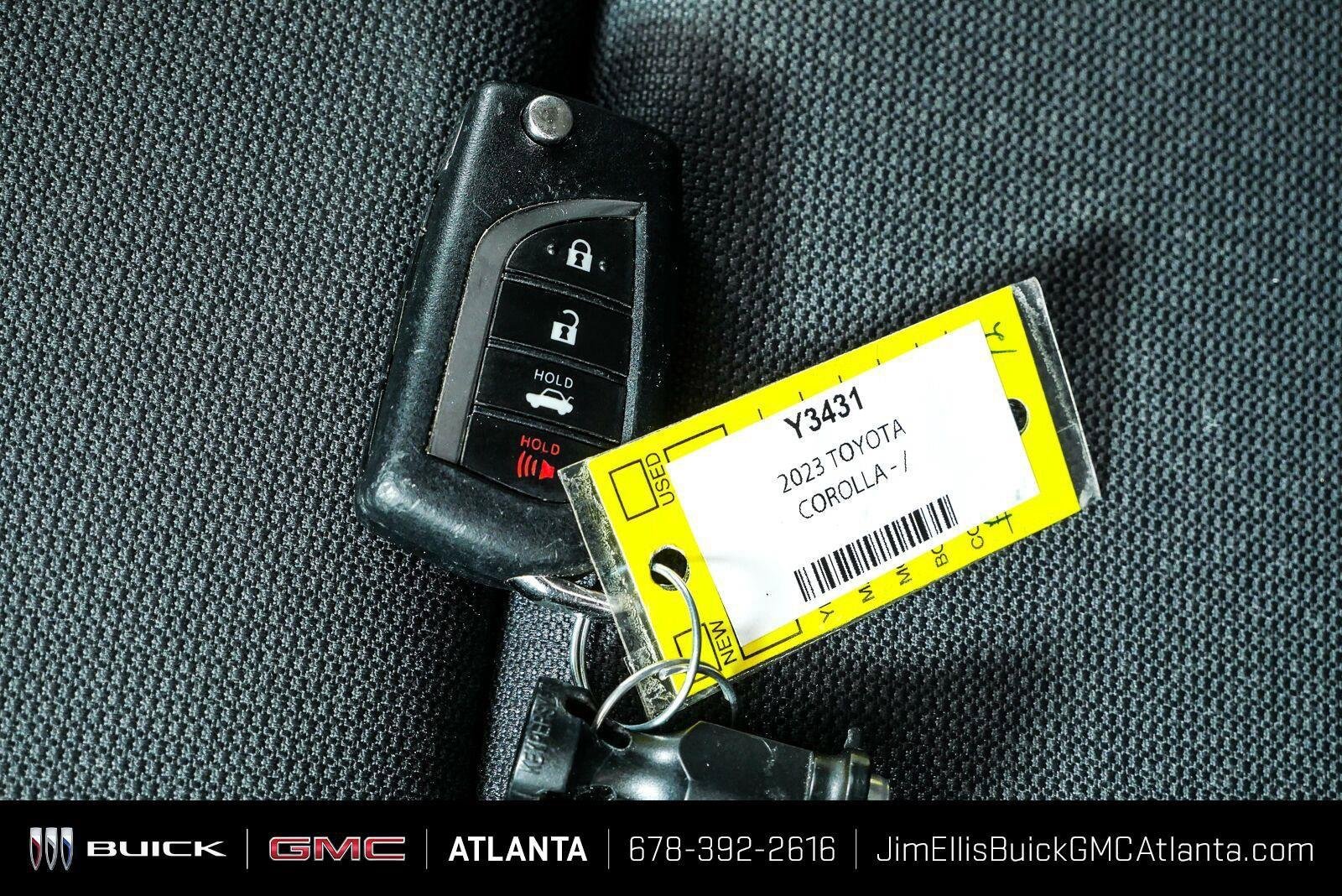 Used 2023 Underground TOYOTA LE image 36