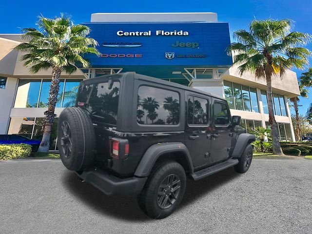 New 2027 Black Clear-Coat Paint Jeep  image 4