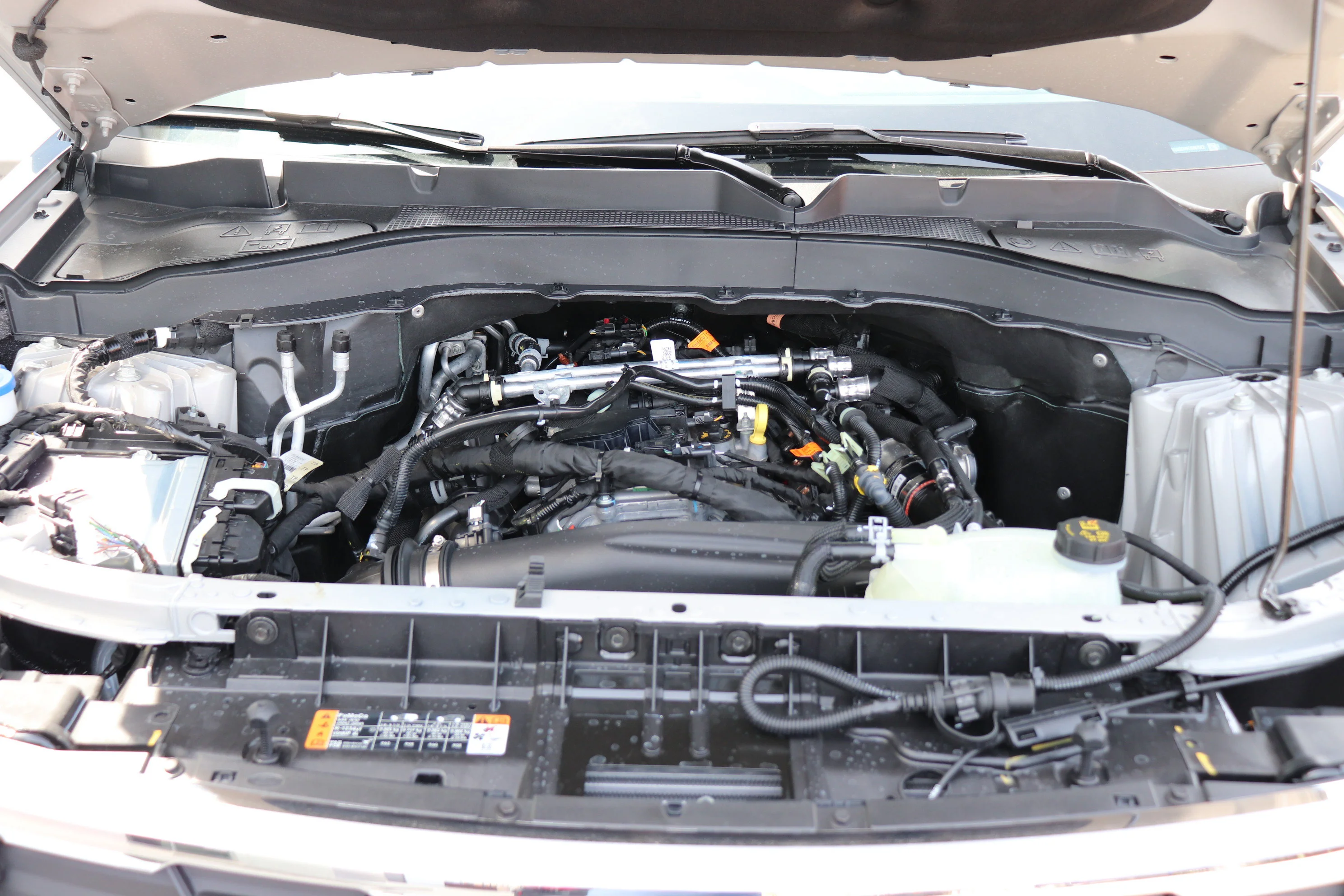 New 2026 VAPOR BLUE Ford Active w/200A Pkg image 8
