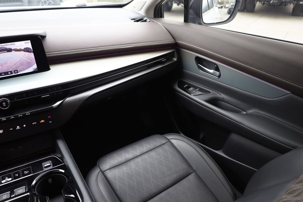 Used 2025 Everest White Pearl Tricoat Nissan Platinum image 20